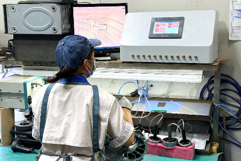 Detector neum&aacute;tico